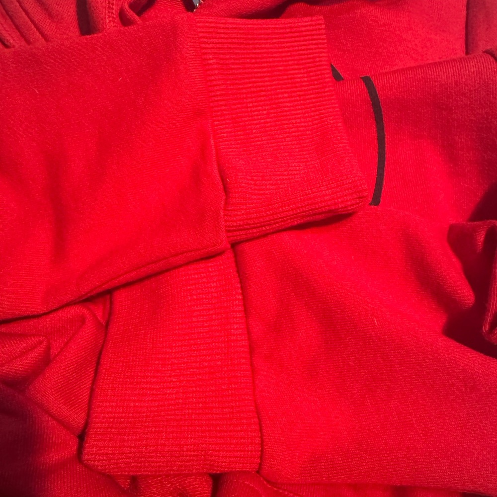 Tommy Hilfiger Red Heart Sweater - Picture 6 of 10